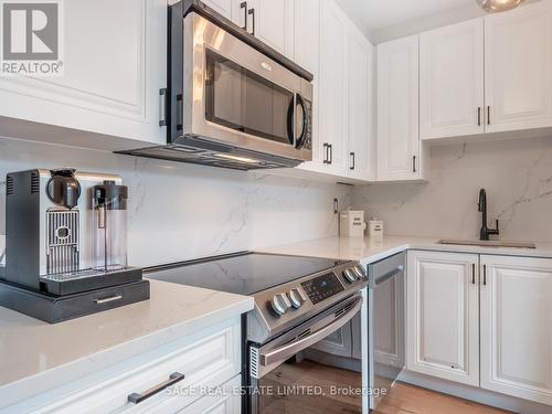 58A Tecumseth Street, Toronto, ON - Indoor Photo Showing Kitchen