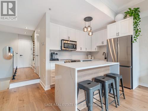 58A Tecumseth Street, Toronto, ON - Indoor Photo Showing Kitchen With Upgraded Kitchen