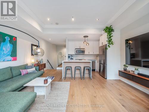 58A Tecumseth Street, Toronto, ON - Indoor Photo Showing Living Room