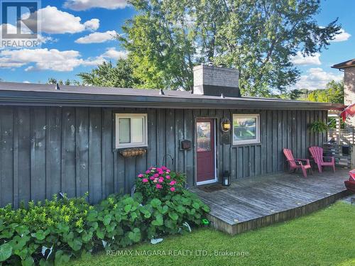 320 Albany Street, Fort Erie, ON - Outdoor With Deck Patio Veranda