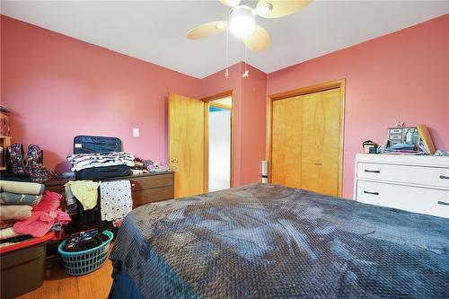 929 Upper Ottawa Street, Hamilton, ON - Indoor Photo Showing Bedroom