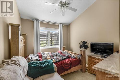 2257 Esprit Drive, Ottawa, ON - Indoor Photo Showing Bedroom