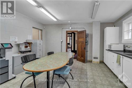 113 Murray Street, Ottawa, ON - Indoor Photo Showing Kitchen With Double Sink