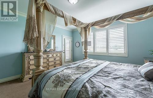 11 Alexander Boulevard, Haldimand, ON - Indoor Photo Showing Bedroom