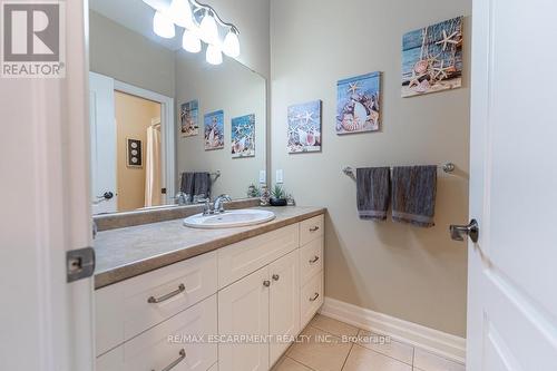 11 Alexander Boulevard, Haldimand, ON - Indoor Photo Showing Bathroom