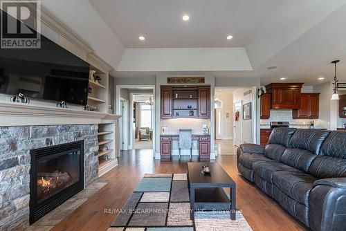 11 Alexander Boulevard, Haldimand, ON - Indoor Photo Showing Living Room With Fireplace