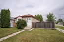 3 Highbury Rd, Winnipeg, MB 