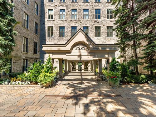 EntrÃ©e extÃ©rieure - 304-2333 Rue Sherbrooke O., Montréal (Ville-Marie), QC - Outdoor With Facade