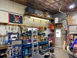 Garage - 