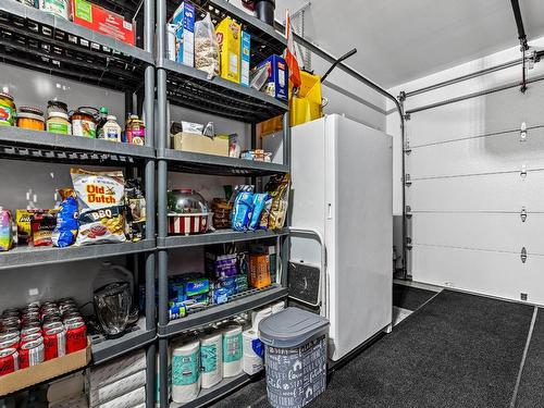 119-1850 Hugh Allan Drive, Kamloops, BC - Indoor Photo Showing Garage