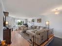 341 Waddington Drive, Kamloops, BC  - Indoor Photo Showing Living Room 