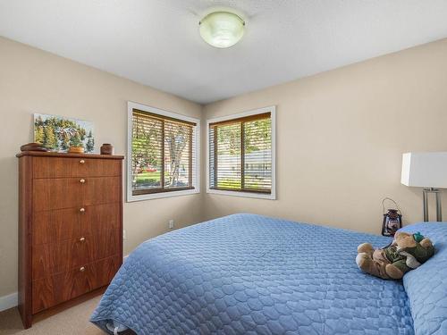 3745 Navatanee Drive, Kamloops, BC - Indoor Photo Showing Bedroom