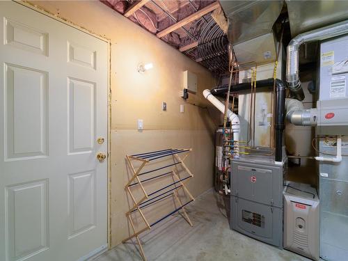 2355 Regent Place, Kamloops, BC - Indoor Photo Showing Basement