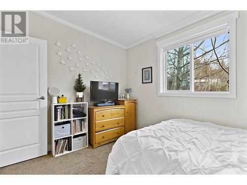 2960 30 Street Ne, Salmon Arm, BC - Indoor Photo Showing Bedroom