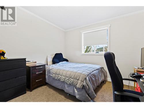 2960 30 Street Ne, Salmon Arm, BC - Indoor Photo Showing Bedroom