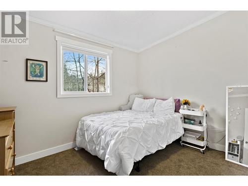 2960 30 Street Ne, Salmon Arm, BC - Indoor Photo Showing Bedroom