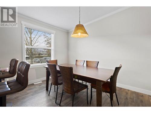 2960 30 Street Ne, Salmon Arm, BC - Indoor Photo Showing Dining Room