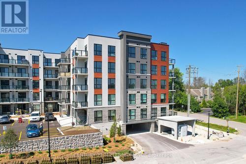 101 - 4 Kimberly Lane, Collingwood, ON - Outdoor With Facade