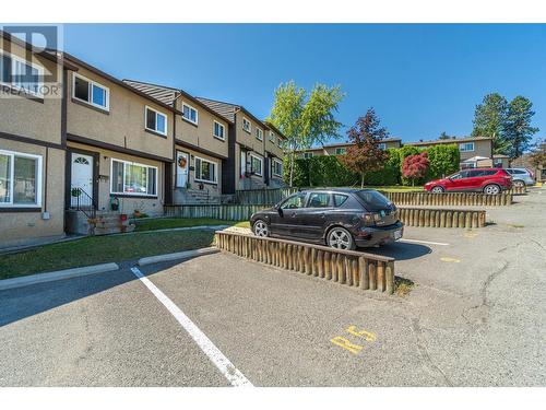 9-1605 Summit Drive, Kamloops, BC - Outdoor