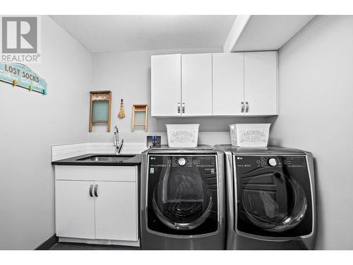 1559 Westerdale Drive, Kamloops, BC - Indoor Photo Showing Laundry Room