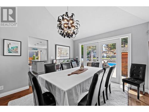 1559 Westerdale Drive, Kamloops, BC - Indoor Photo Showing Dining Room