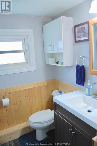 9480 Longwoods Road Unit# 31, Chatham, ON - Indoor Photo Showing Bathroom