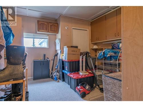 5709 Vla Rd, Chase, BC - Indoor