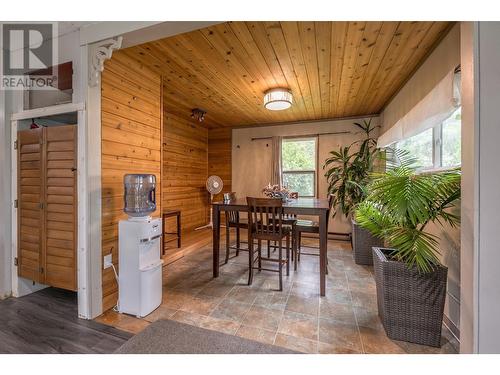 5709 Vla Rd, Chase, BC - Indoor Photo Showing Dining Room