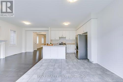 104 Colville Place, Milton (Ford), ON - Indoor Photo Showing Kitchen