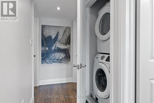 2504 Lakeshore Boulevard W, Toronto (Mimico), ON - Indoor Photo Showing Laundry Room