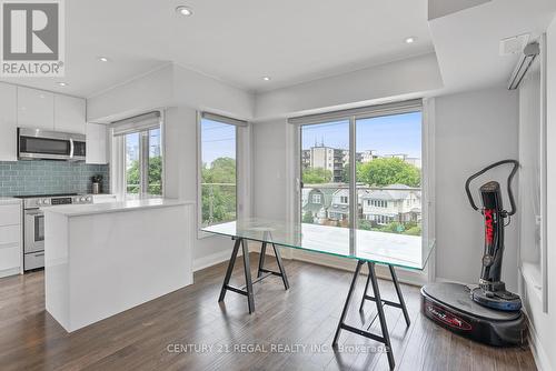 2504 Lakeshore Boulevard W, Toronto (Mimico), ON - Indoor Photo Showing Kitchen