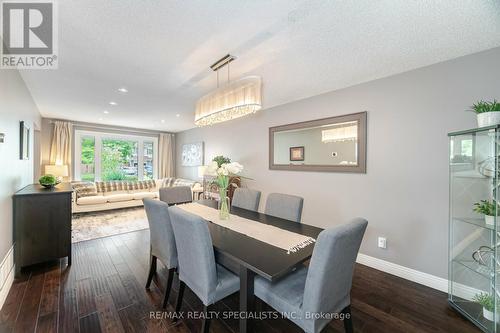 808 Coulson Avenue, Milton (Timberlea), ON - Indoor Photo Showing Dining Room