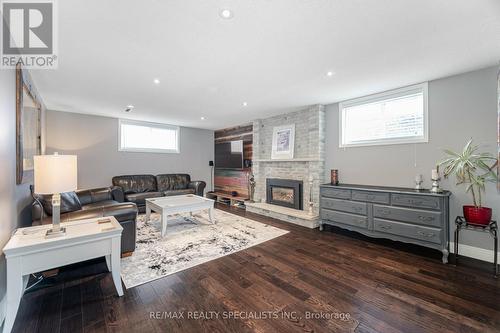 808 Coulson Avenue, Milton (Timberlea), ON - Indoor With Fireplace