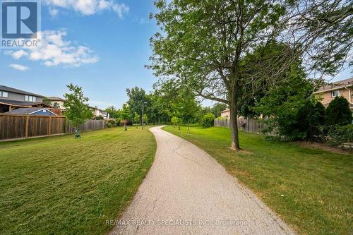 808 Coulson Avenue, Milton (Timberlea), ON - Outdoor