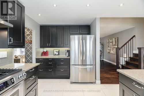 808 Coulson Avenue, Milton (Timberlea), ON - Indoor Photo Showing Kitchen With Stainless Steel Kitchen With Upgraded Kitchen