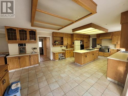 2961 Bank Road, Kamloops, BC - Indoor