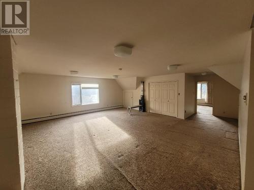 2961 Bank Road, Kamloops, BC - Indoor Photo Showing Other Room