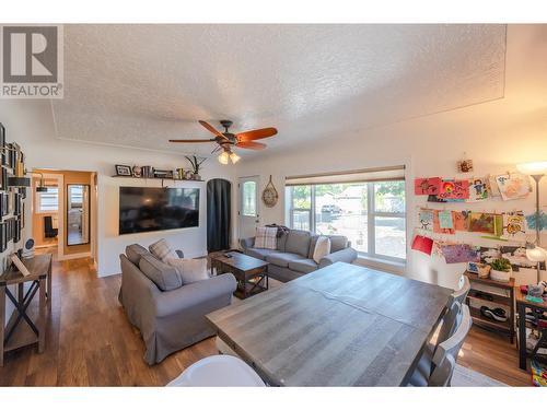 6443 Badger Street, Oliver, BC - Indoor