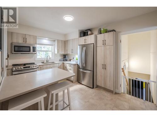 6443 Badger Street, Oliver, BC - Indoor Photo Showing Kitchen