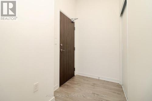 1901W - 27 Bathurst Street, Toronto, ON - Indoor Photo Showing Other Room