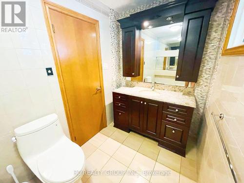 23 East Drive, Markham, ON - Indoor Photo Showing Bathroom