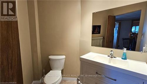 8 Carter Road, Northern Bruce Peninsula, ON - Indoor Photo Showing Bathroom