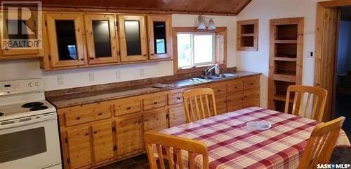 48 Main Street, Manor, SK - Indoor Photo Showing Kitchen With Double Sink