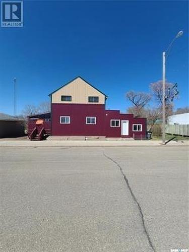 48 Main Street, Manor, SK - Outdoor