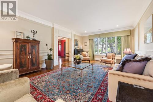 14 Cosmic Drive, Toronto (Banbury-Don Mills), ON - Indoor Photo Showing Living Room