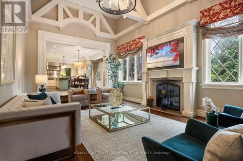 14 Cosmic Drive, Toronto (Banbury-Don Mills), ON - Indoor Photo Showing Living Room With Fireplace