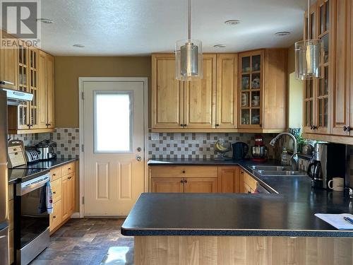 13040 Prince Subdivision, Dawson Creek, BC - Indoor Photo Showing Kitchen With Double Sink