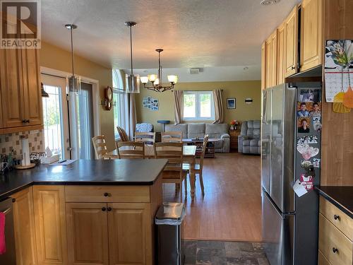 13040 Prince Subdivision, Dawson Creek, BC - Indoor Photo Showing Kitchen