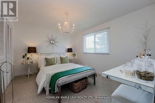 8554 Hwy 7 Road, Guelph/Eramosa (Rockwood), ON - Indoor Photo Showing Bedroom