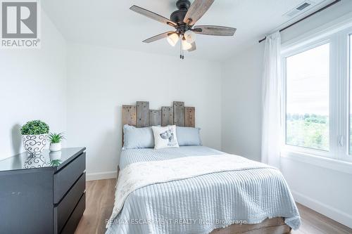 973 Alberton Road S, Hamilton (Ancaster), ON - Indoor Photo Showing Bedroom